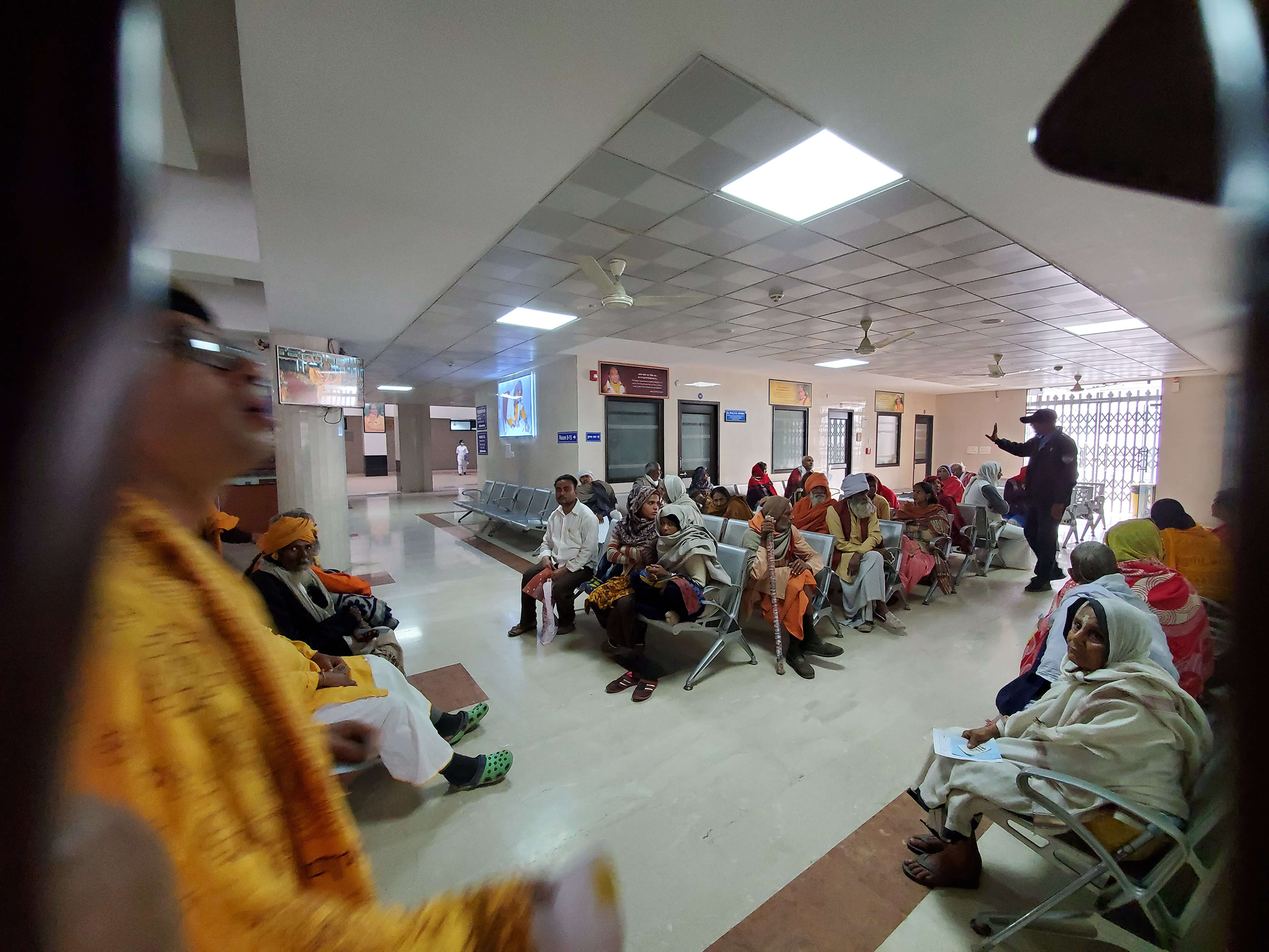 A gentle ambient kirtan music soothe the patients 